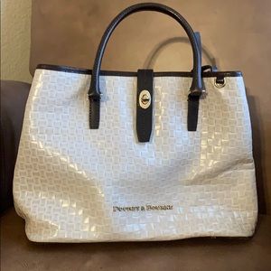 Dooney & Bourke